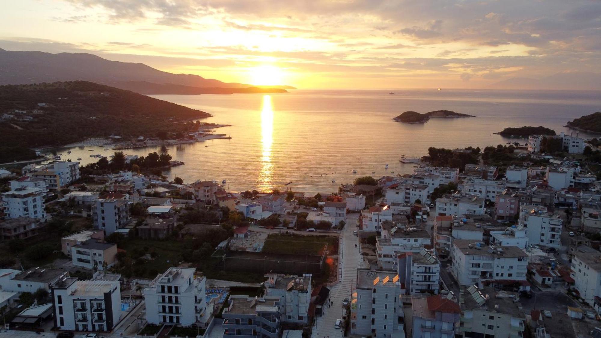 Vila Kapo Hotel Ksamil Buitenkant foto